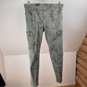 KUT FROM THE KLOTH Brigitte Ankle Skinny. Palm Leaf green Cargo Jeans. Size 16